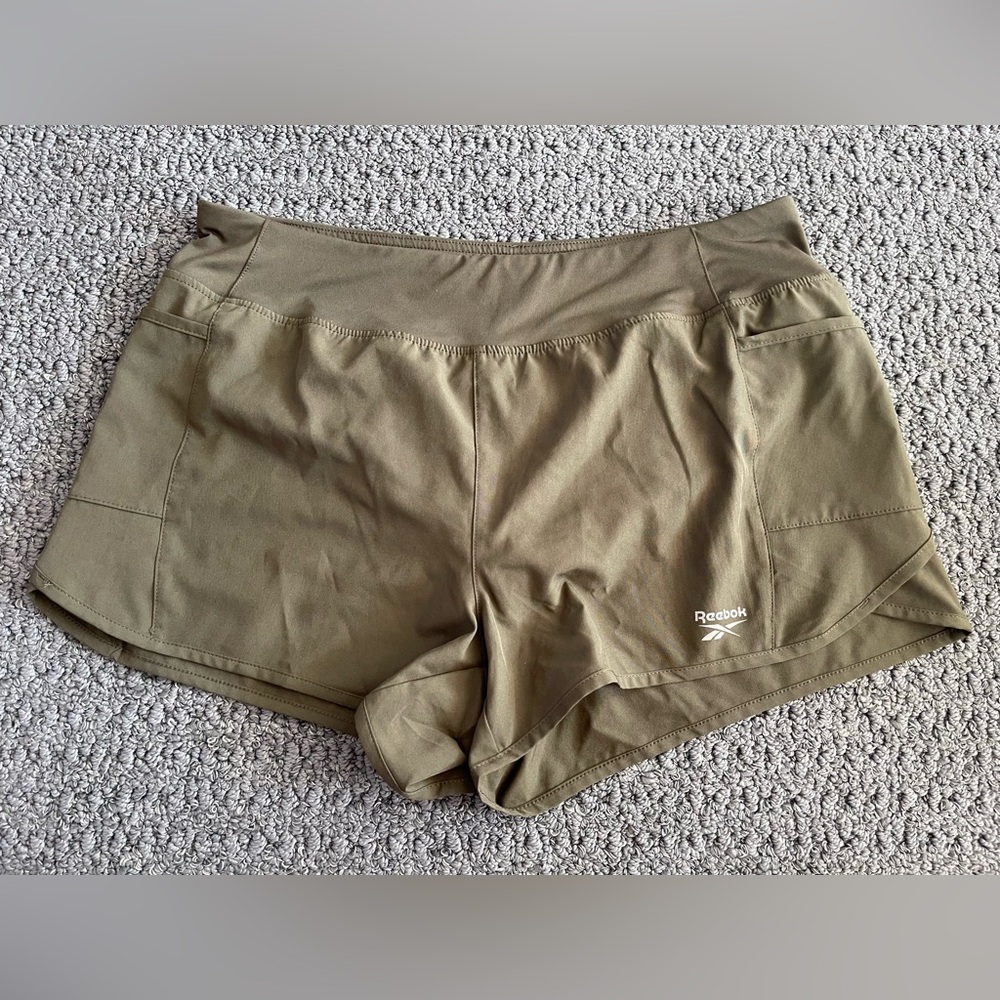 Reebok Women’s Olive Green Athletic Shorts With Base Layer Size M
